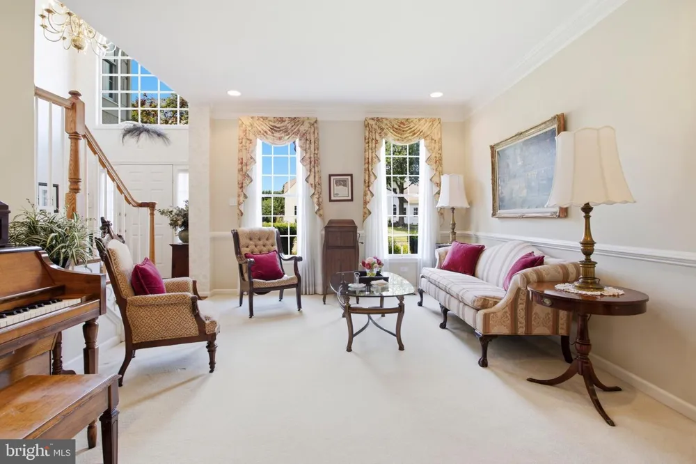 8 JESSE COURT Glen Mills, PA 19342