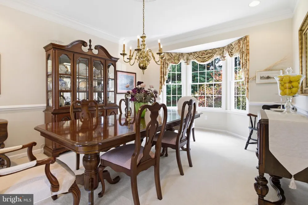 8 JESSE COURT Glen Mills, PA 19342