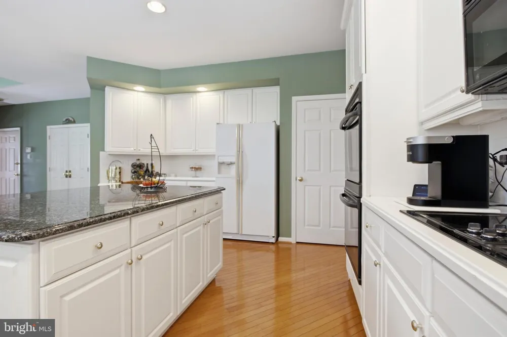 8 JESSE COURT Glen Mills, PA 19342