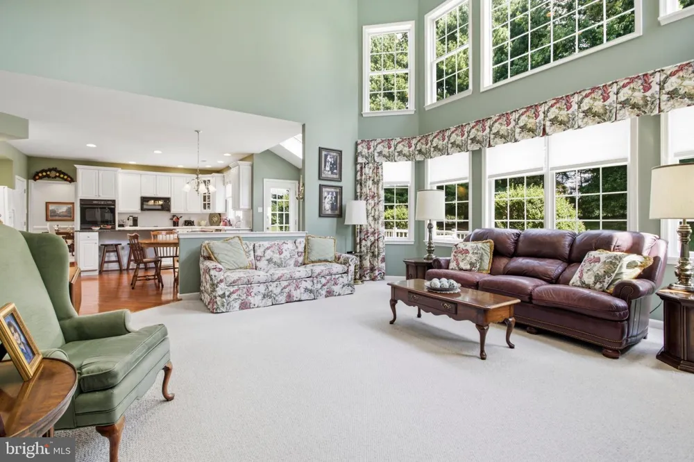 8 JESSE COURT Glen Mills, PA 19342