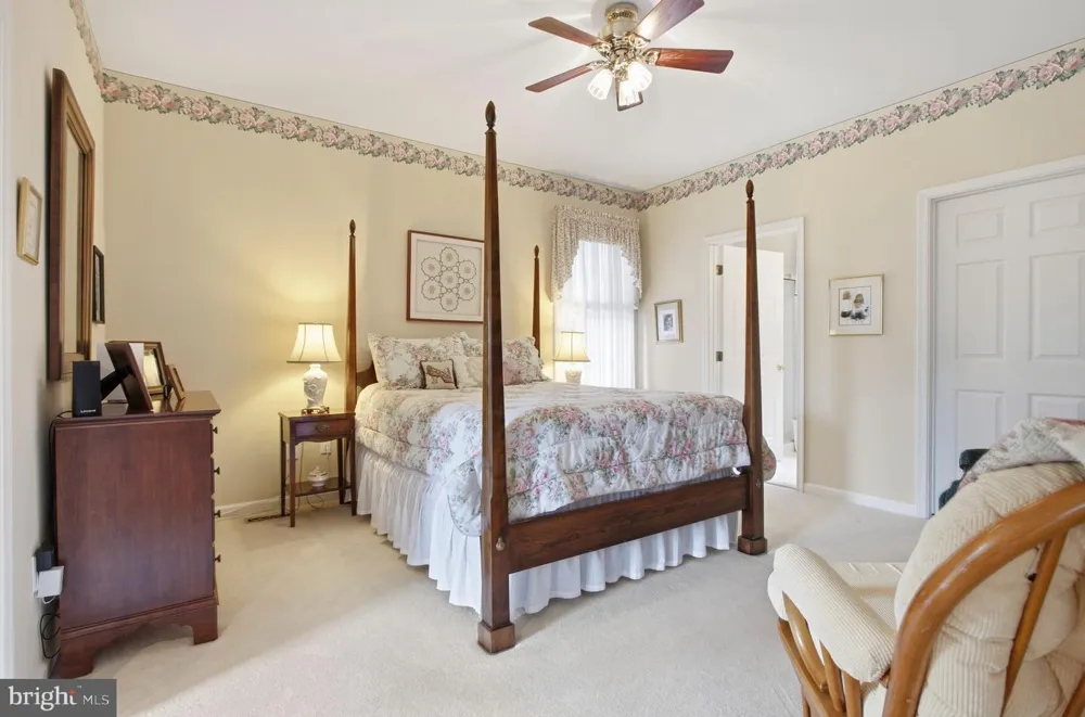 8 JESSE COURT Glen Mills, PA 19342