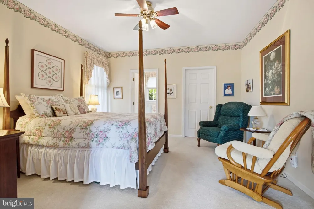 8 JESSE COURT Glen Mills, PA 19342