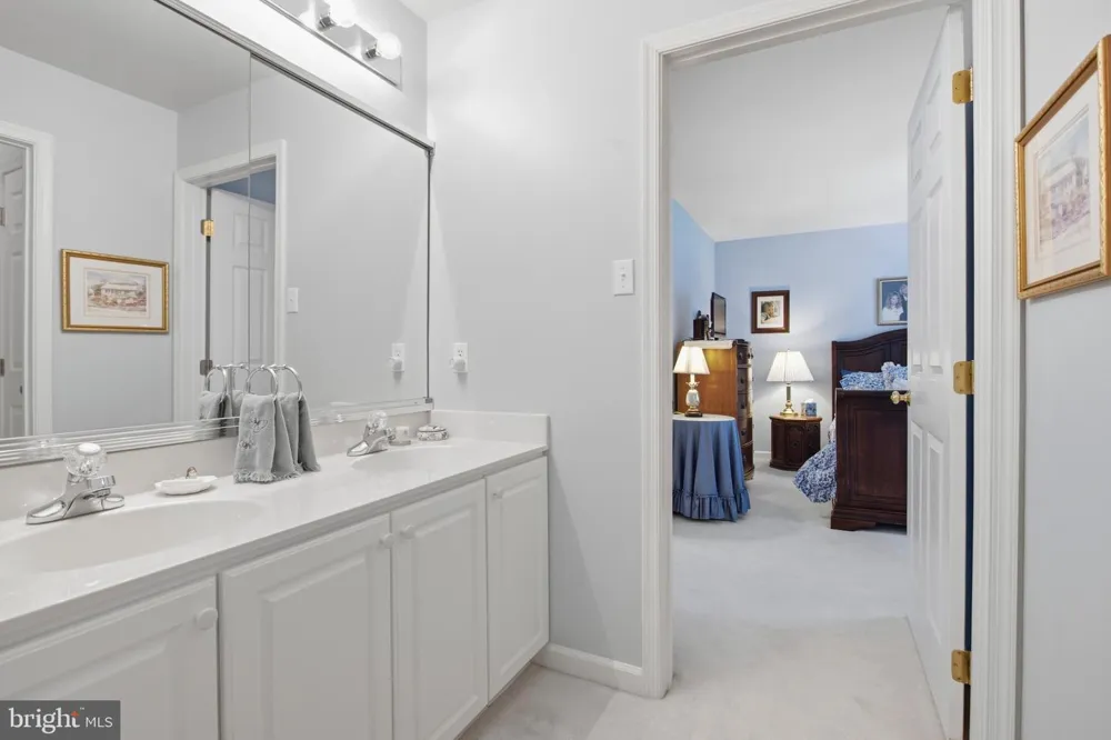 8 JESSE COURT Glen Mills, PA 19342