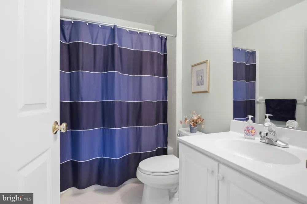 8 JESSE COURT Glen Mills, PA 19342