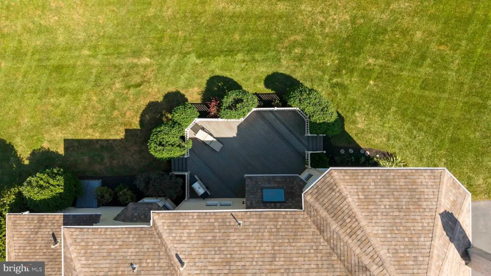 8 JESSE COURT Glen Mills, PA 19342