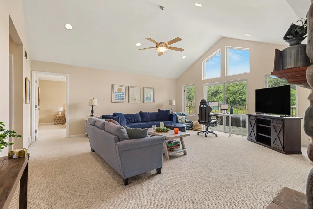 7805 Cougar Drive Delton, MI 49046