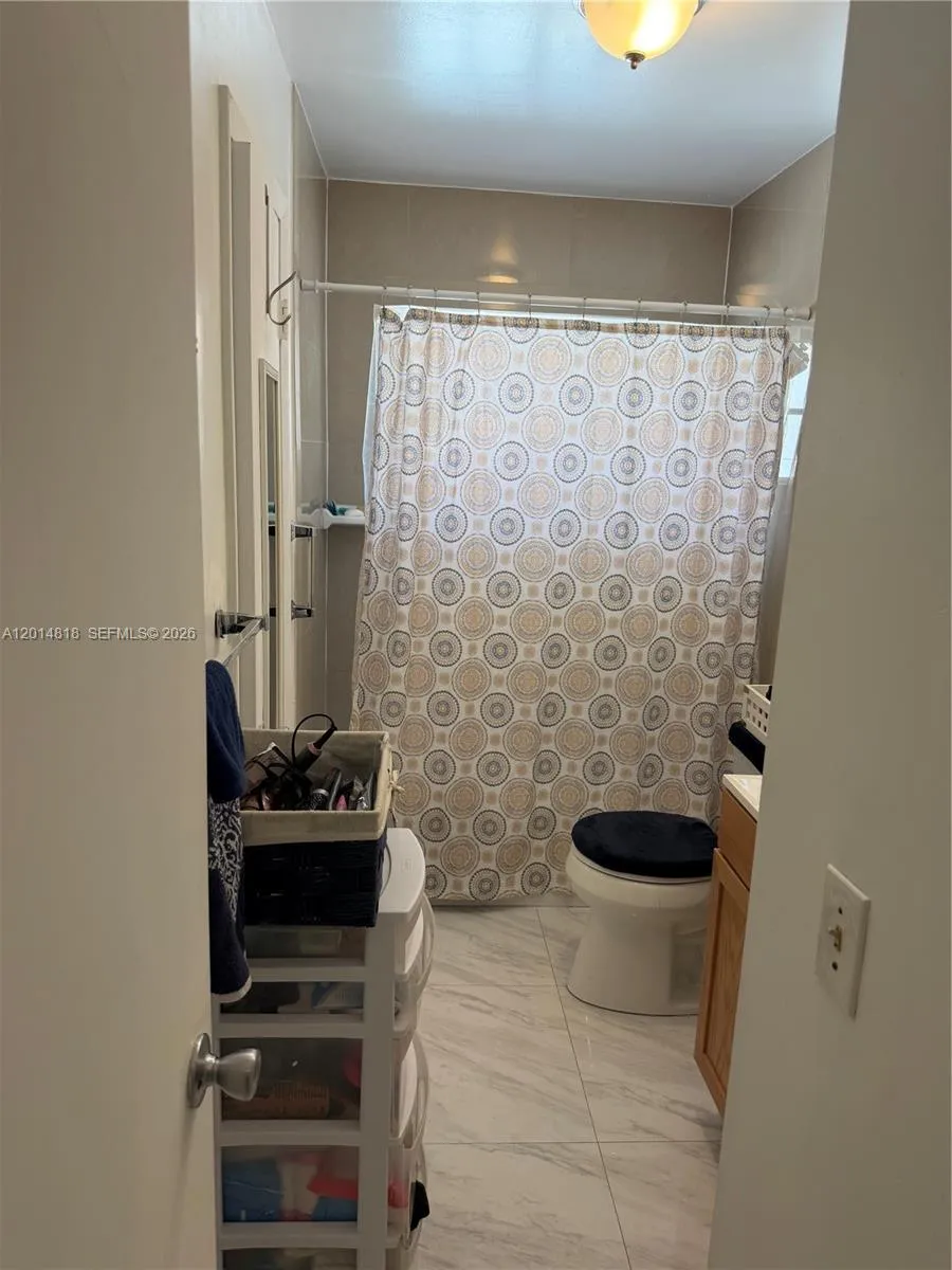7101 W 24th Ave #14 Hialeah, FL 33016