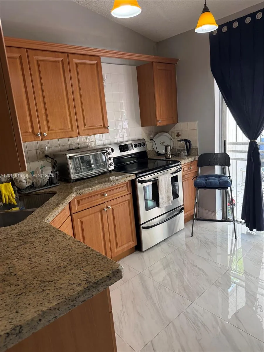 7101 W 24th Ave #14 Hialeah, FL 33016