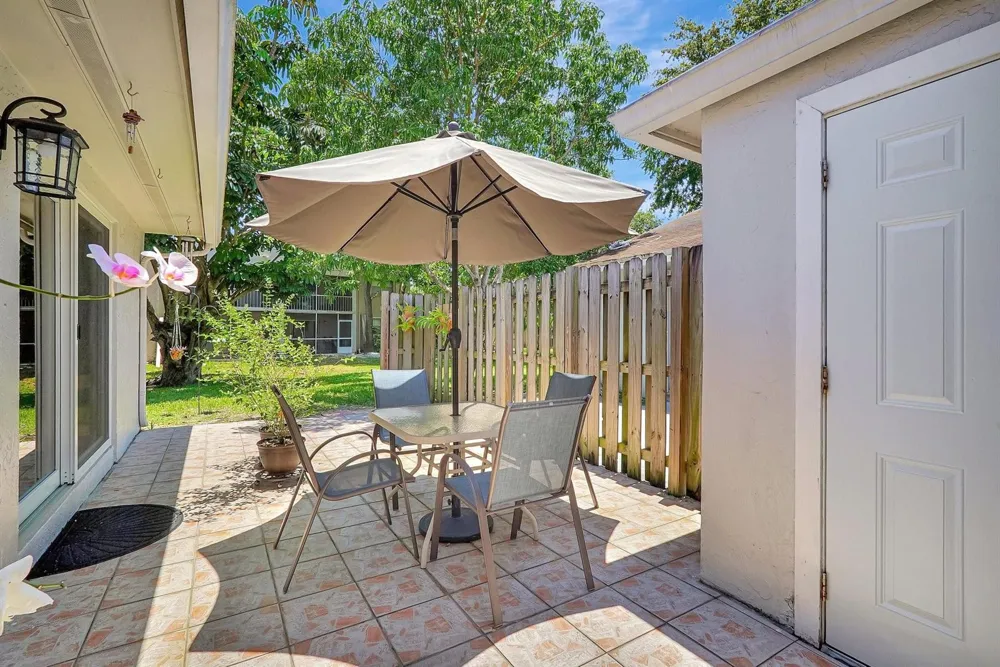 8630 BRIDLE PATH COURT #207 Davie, FL 33328