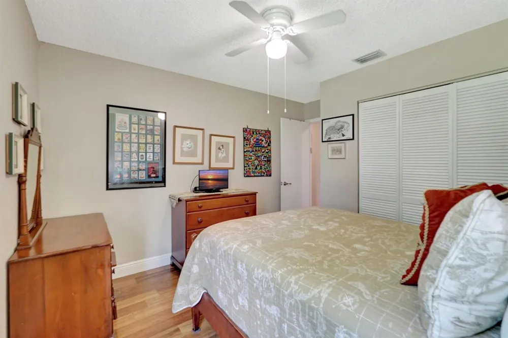 8630 BRIDLE PATH COURT #207 Davie, FL 33328