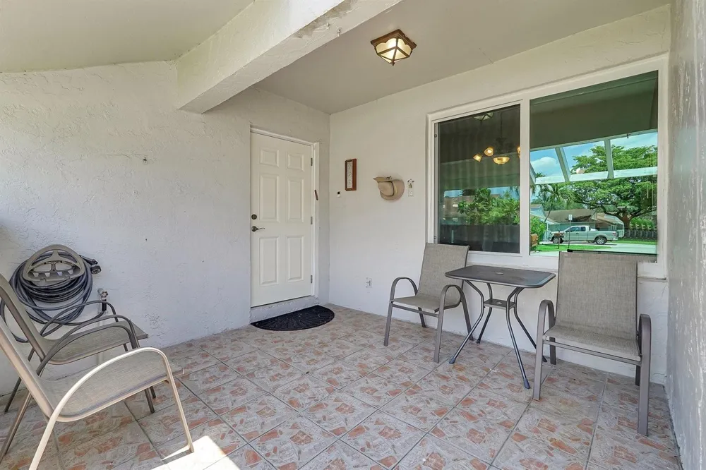 8630 BRIDLE PATH COURT #207 Davie, FL 33328
