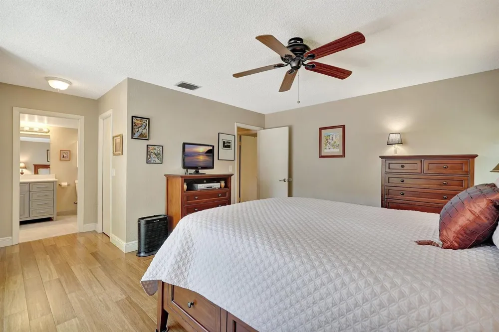 8630 BRIDLE PATH COURT #207 Davie, FL 33328
