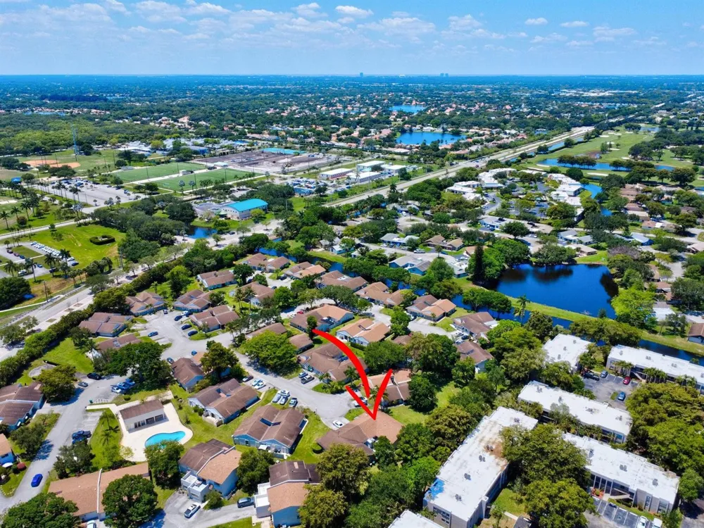 8630 BRIDLE PATH COURT #207 Davie, FL 33328