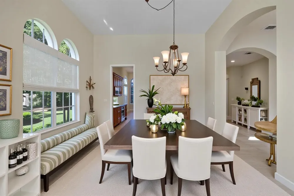 8605 Tompson Point Road Port St. Lucie, FL 34986