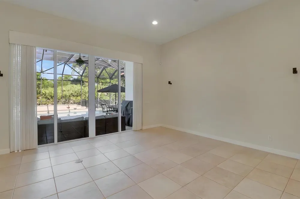 8605 Tompson Point Road Port St. Lucie, FL 34986