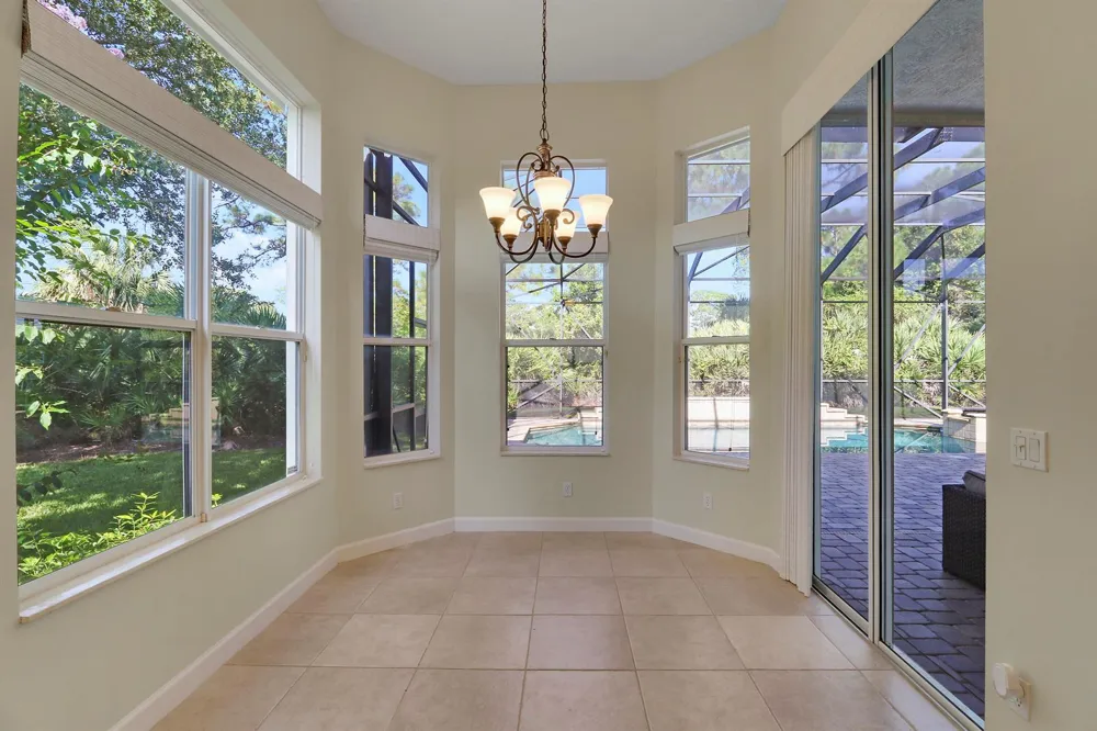 8605 Tompson Point Road Port St. Lucie, FL 34986