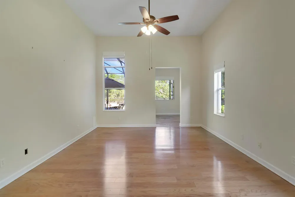8605 Tompson Point Road Port St. Lucie, FL 34986