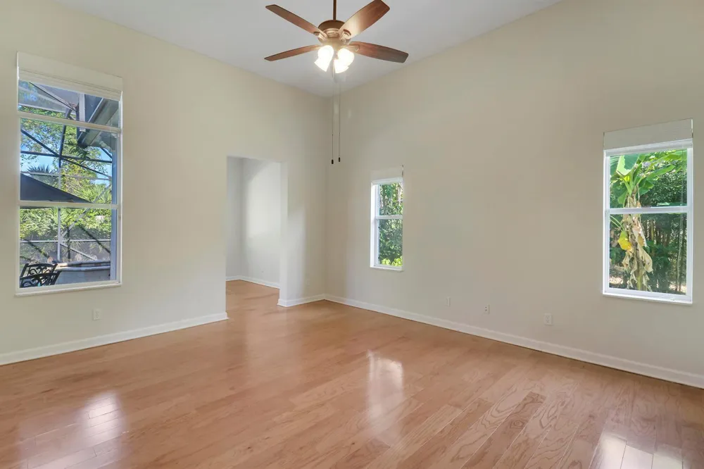 8605 Tompson Point Road Port St. Lucie, FL 34986