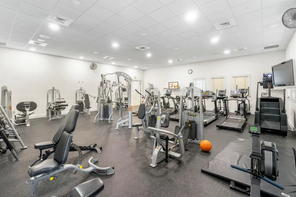 8605 Tompson Point Road Port St. Lucie, FL 34986