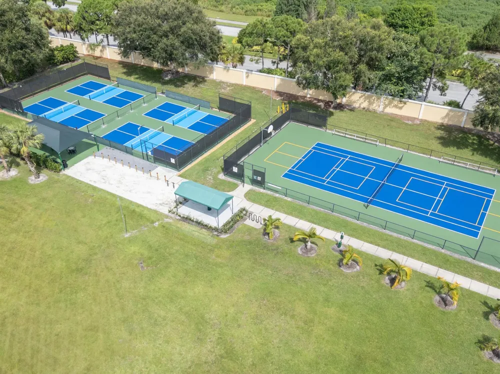 8605 Tompson Point Road Port St. Lucie, FL 34986