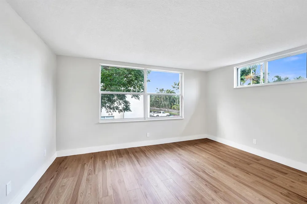 4025 Federal Highway #228B Oakland Park, FL 33308