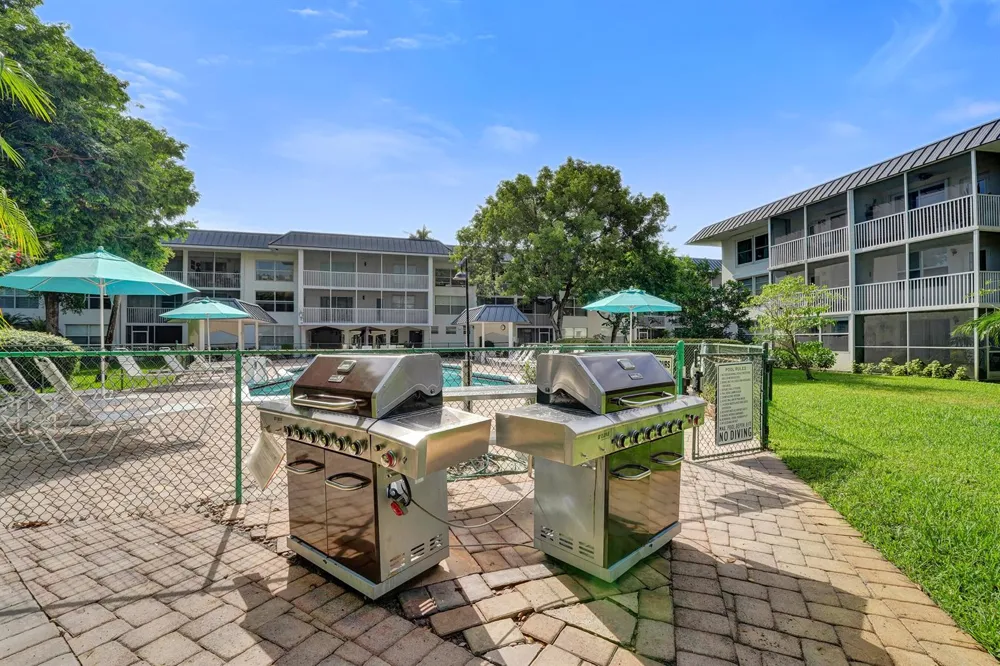 4025 Federal Highway #228B Oakland Park, FL 33308