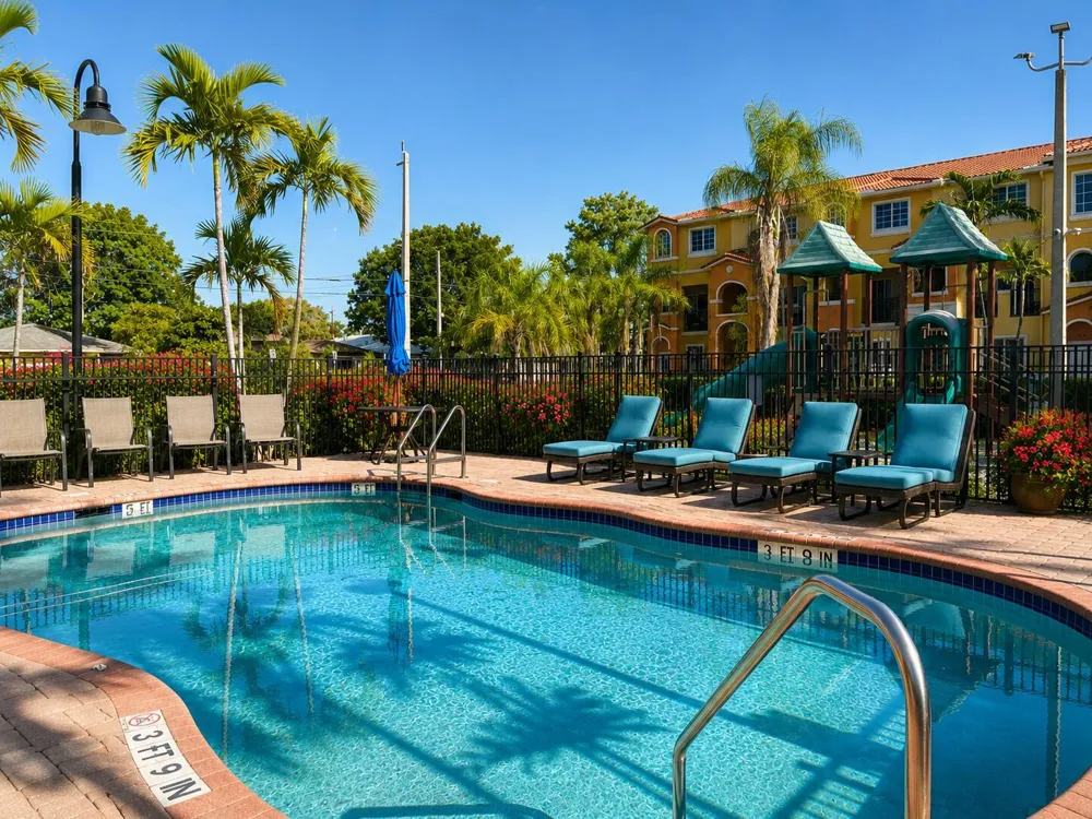 111 NW 2ND AVENUE #10 Hallandale Beach, FL 33009