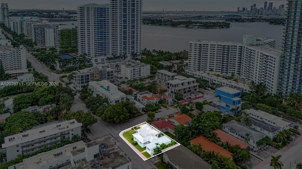 1301 Flamingo Way Miami Beach, FL 33139