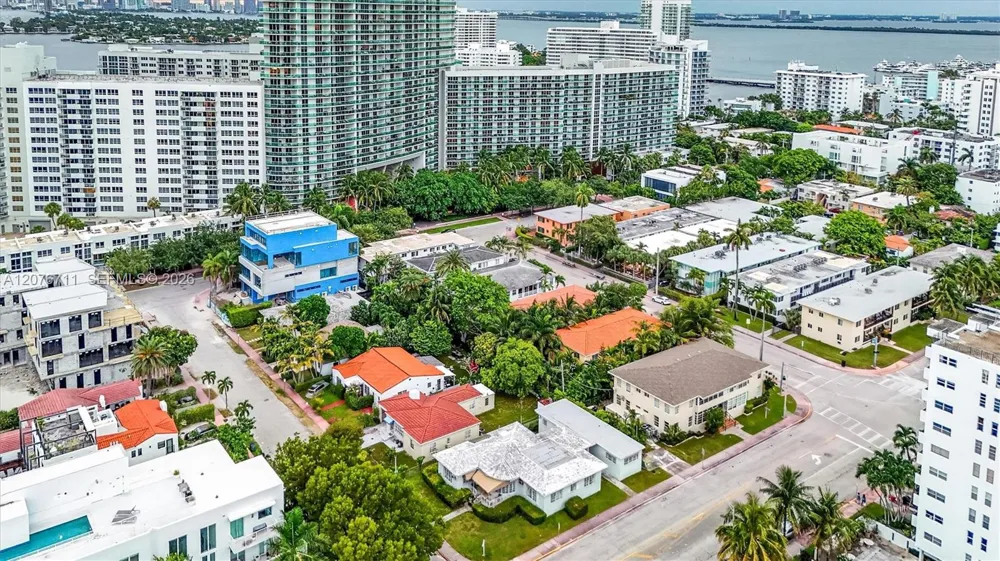 1301 Flamingo Way Miami Beach, FL 33139