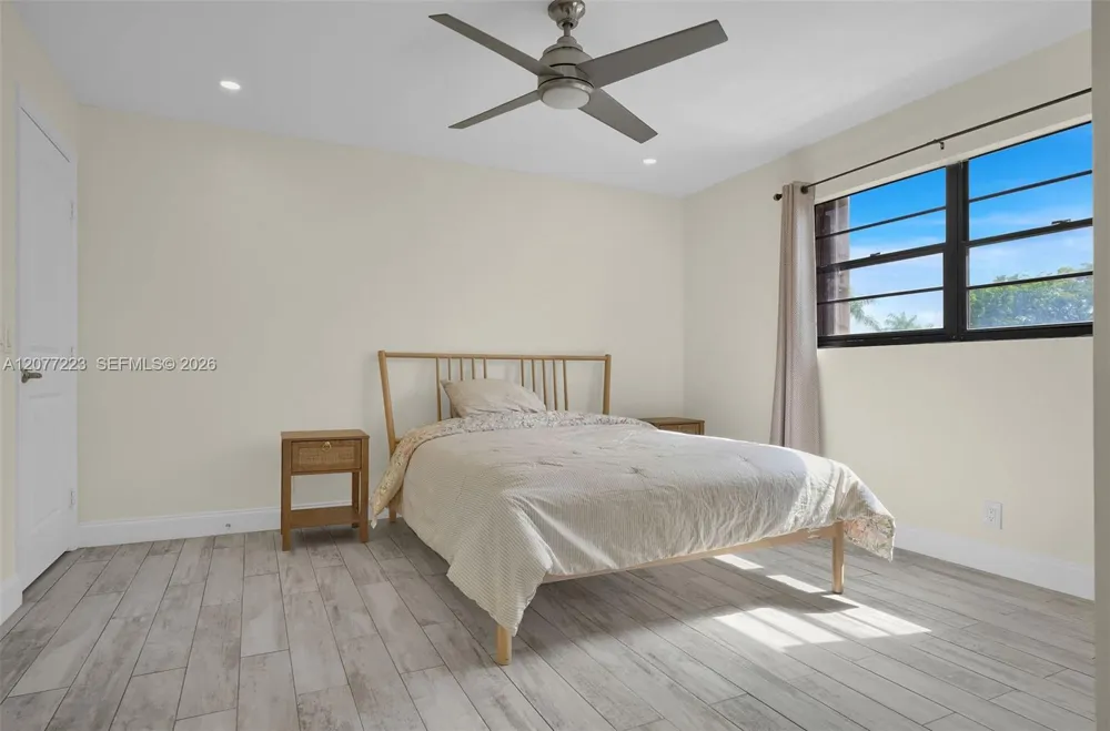 6538 NW 170th Ter Hialeah, FL 33015