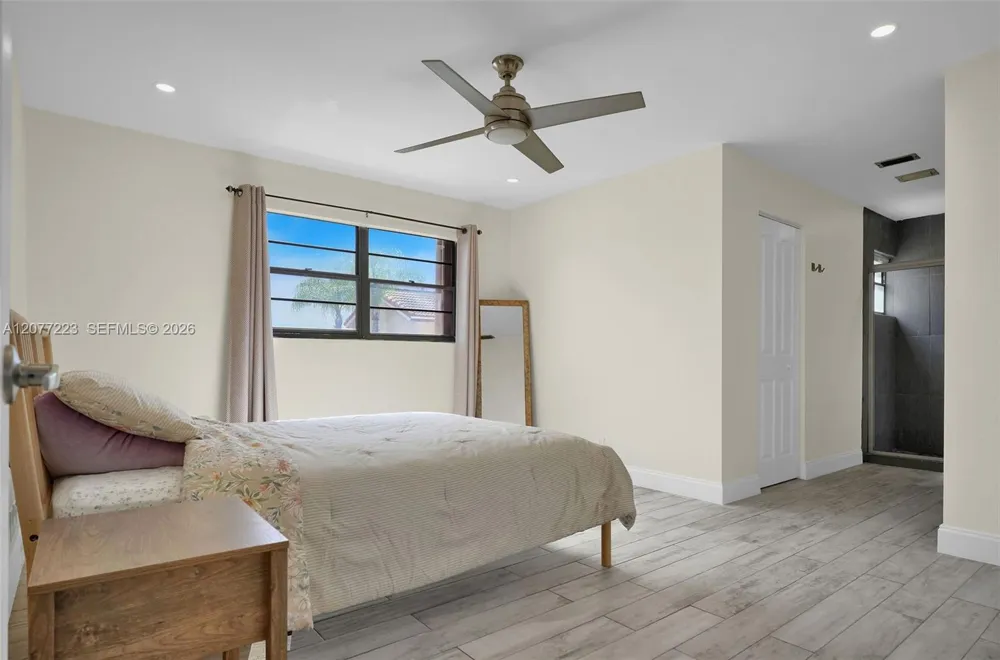 6538 NW 170th Ter Hialeah, FL 33015