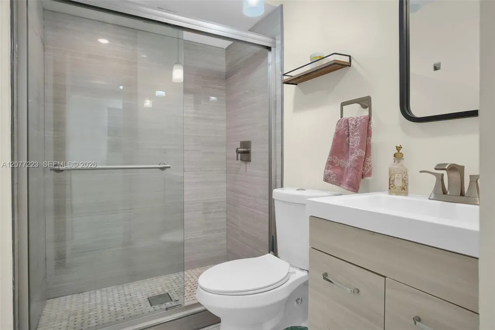 6538 NW 170th Ter Hialeah, FL 33015