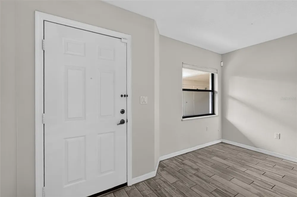 204 3RD STREET W #103 Bradenton, FL 34205