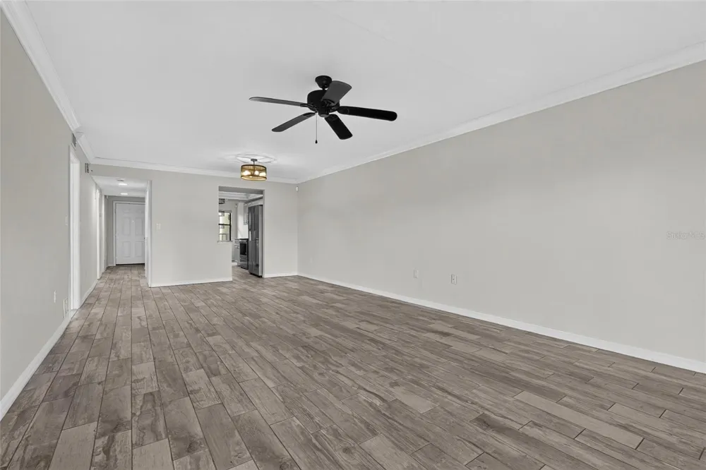 204 3RD STREET W #103 Bradenton, FL 34205