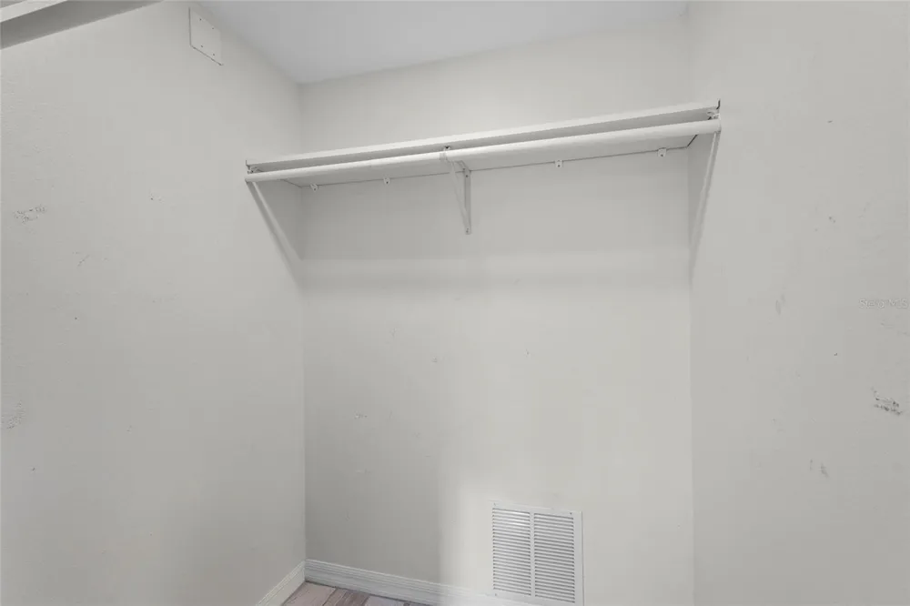 204 3RD STREET W #103 Bradenton, FL 34205