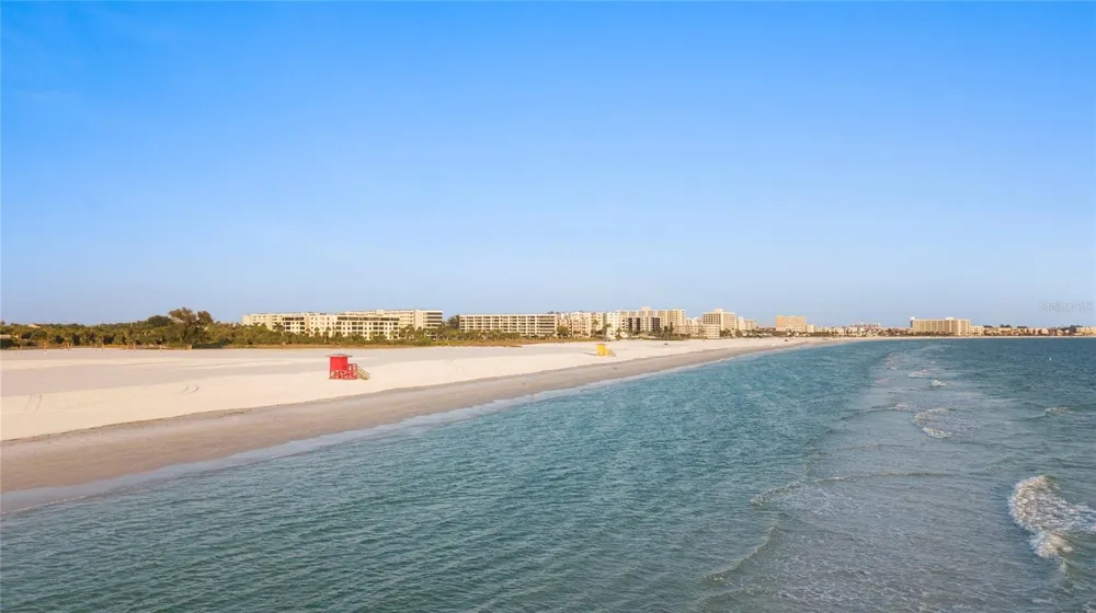 204 3RD STREET W #103 Bradenton, FL 34205
