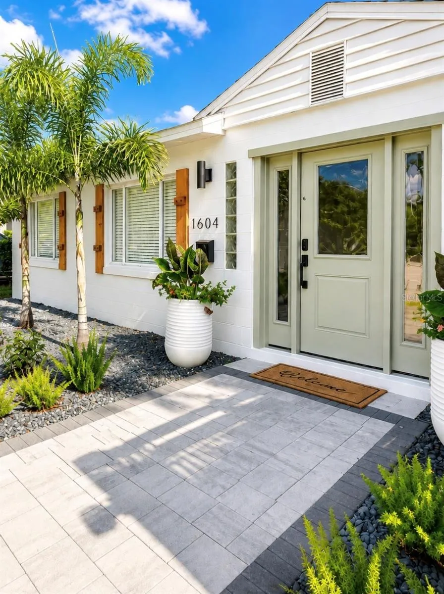 1604 BRYN MAWR STREET Orlando, FL 32804