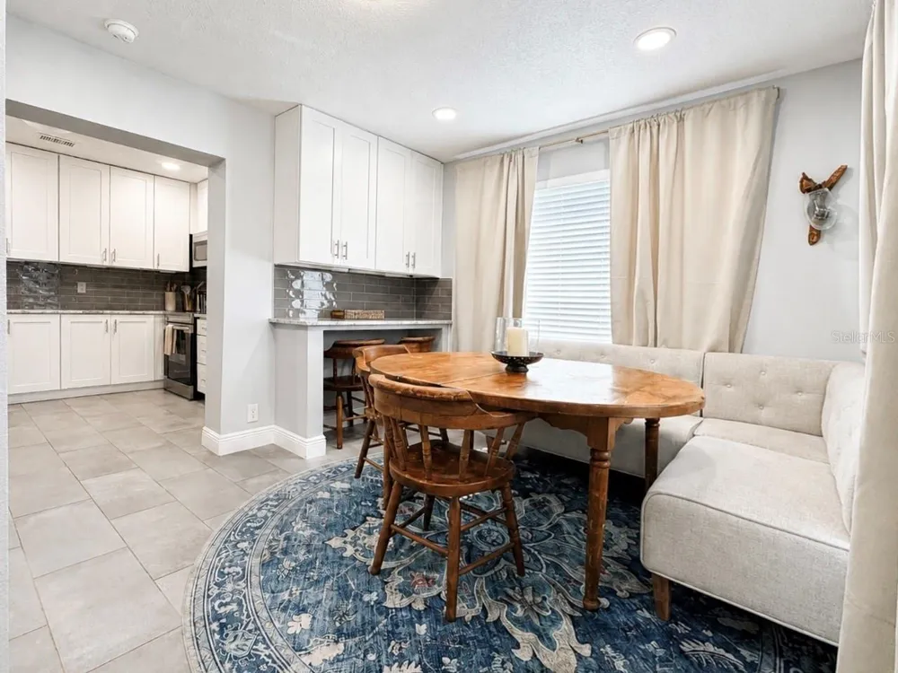 1604 BRYN MAWR STREET Orlando, FL 32804