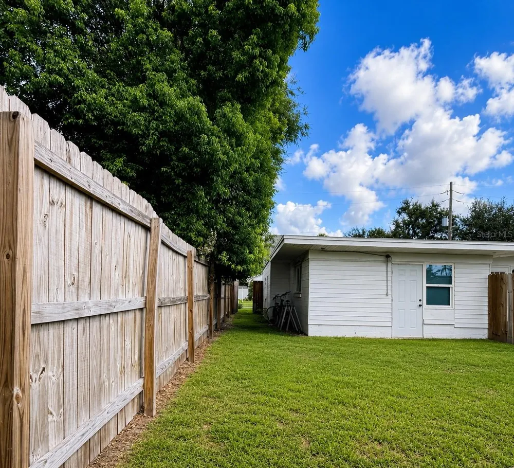 1604 BRYN MAWR STREET Orlando, FL 32804