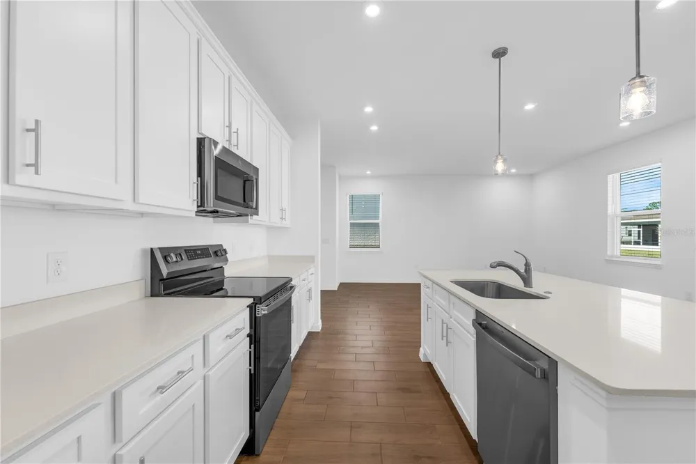 3836 SENNA WAY Tavares, FL 32778