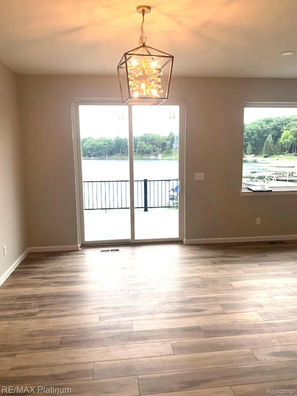 4075 Highcrest Drive Genoa Township, MI 48116