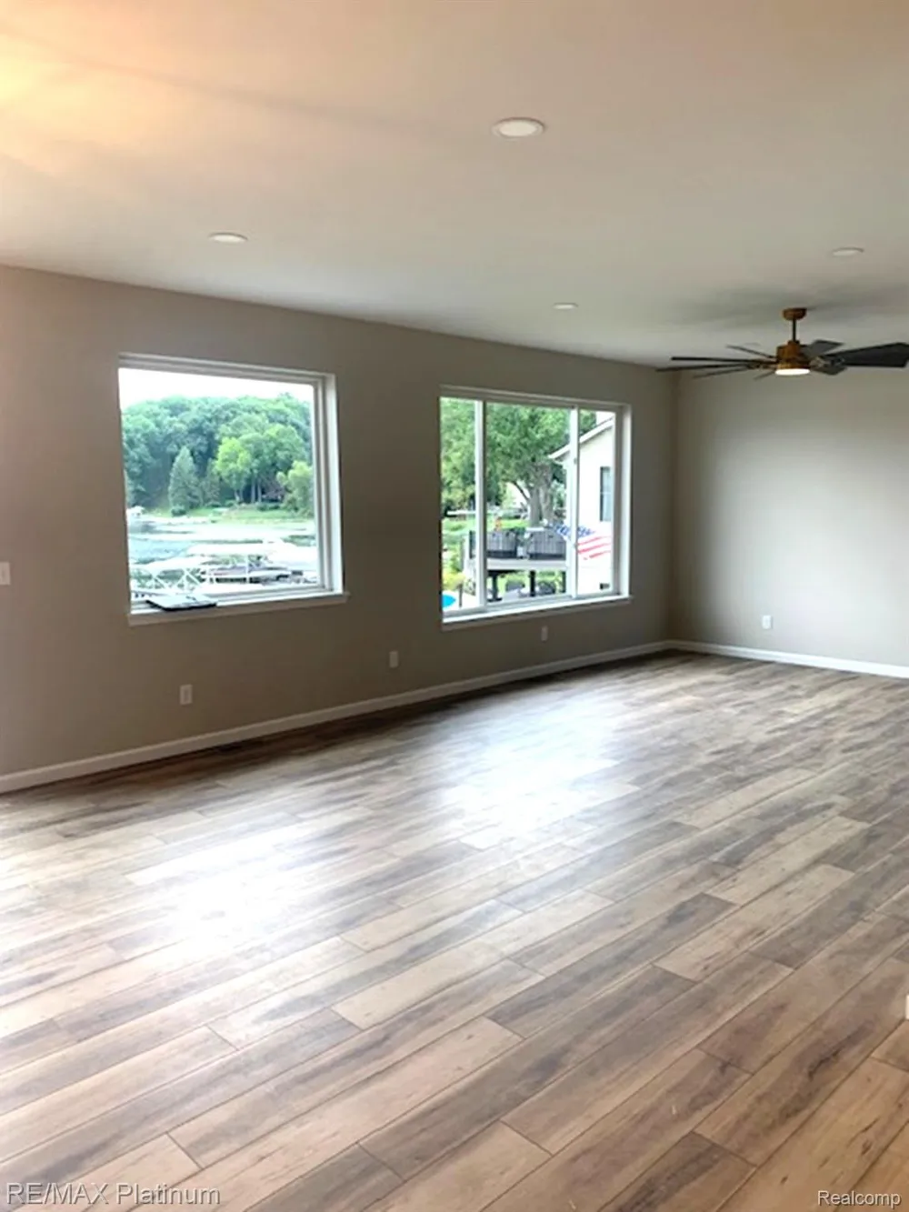 4075 Highcrest Drive Genoa Township, MI 48116