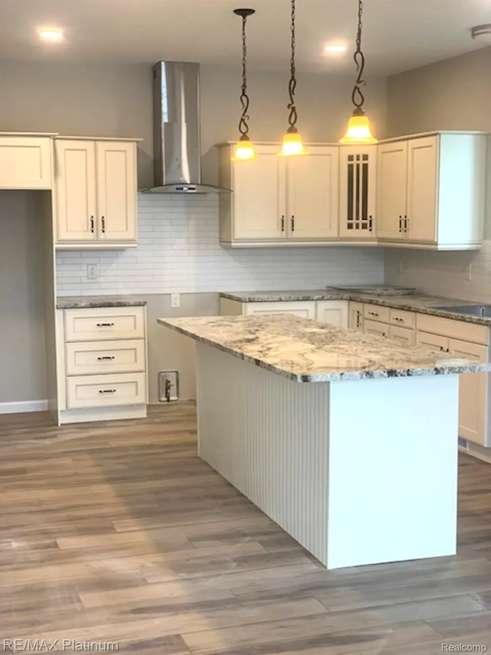 4075 Highcrest Drive Genoa Township, MI 48116