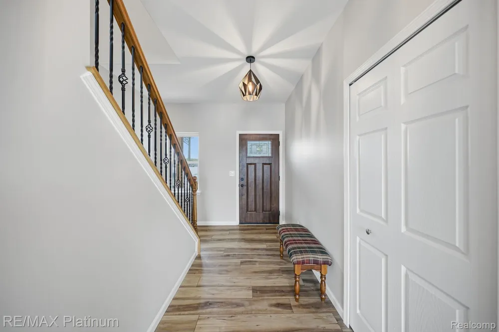 4075 Highcrest Drive Genoa Township, MI 48116