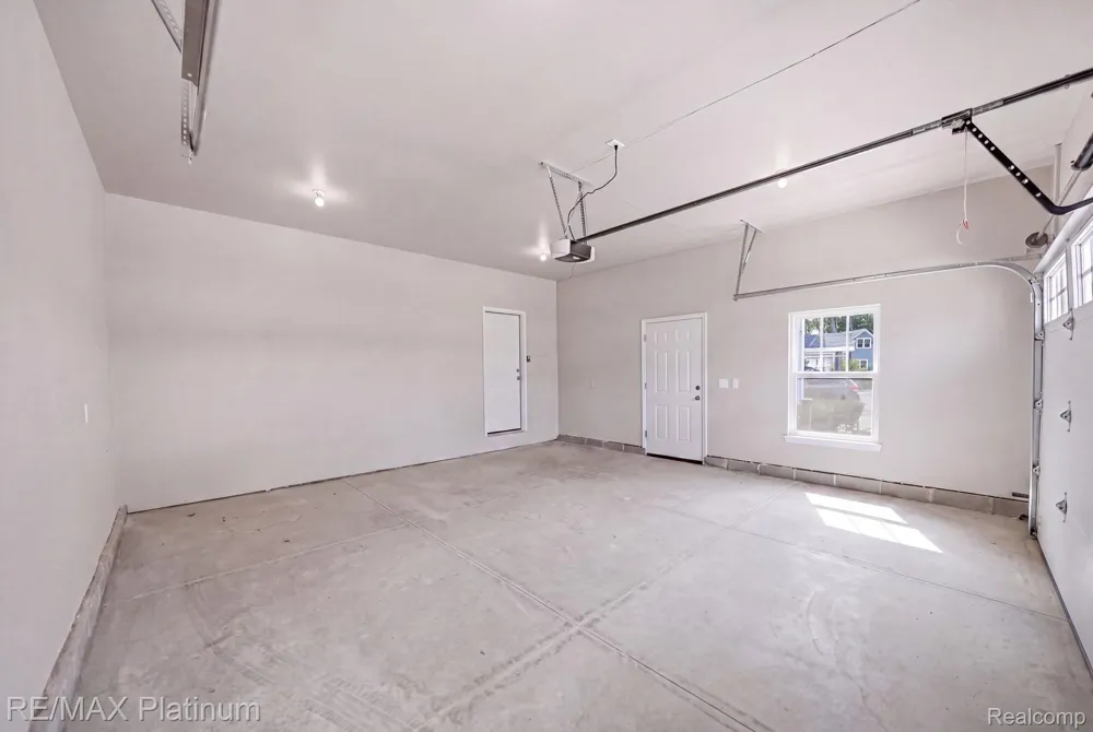 4075 Highcrest Drive Genoa Township, MI 48116