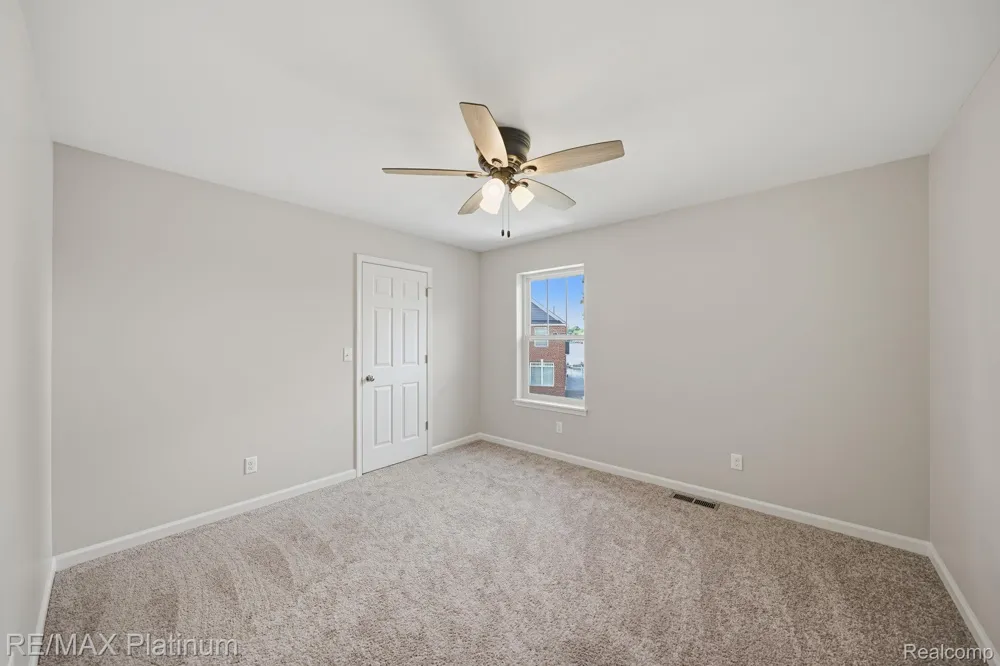 4075 Highcrest Drive Genoa Township, MI 48116