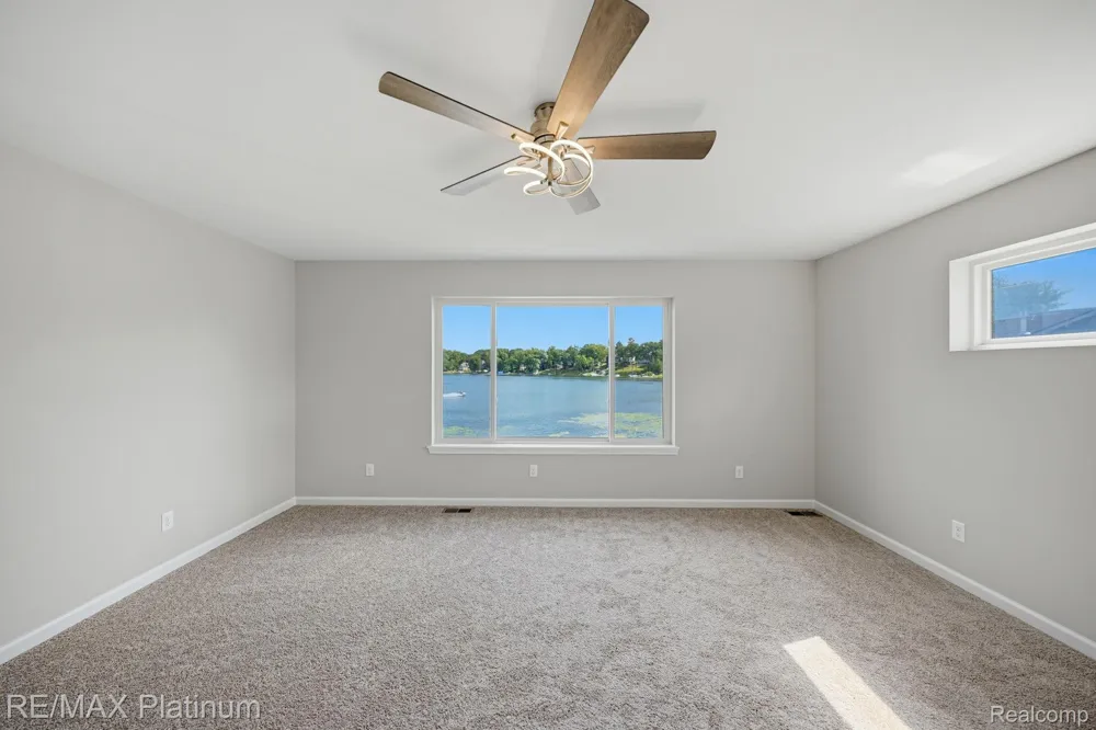 4075 Highcrest Drive Genoa Township, MI 48116