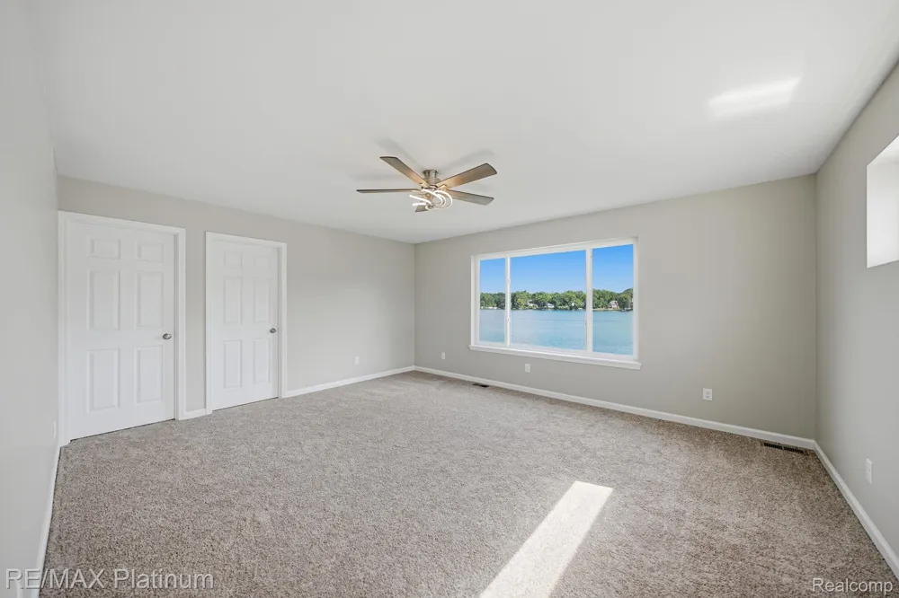 4075 Highcrest Drive Genoa Township, MI 48116
