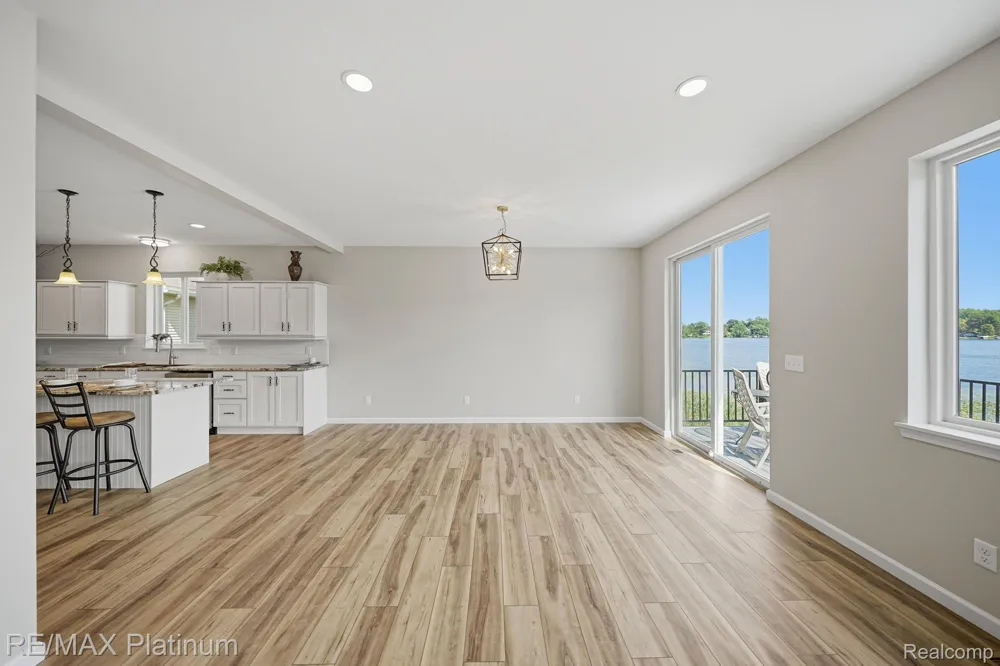 4075 Highcrest Drive Genoa Township, MI 48116