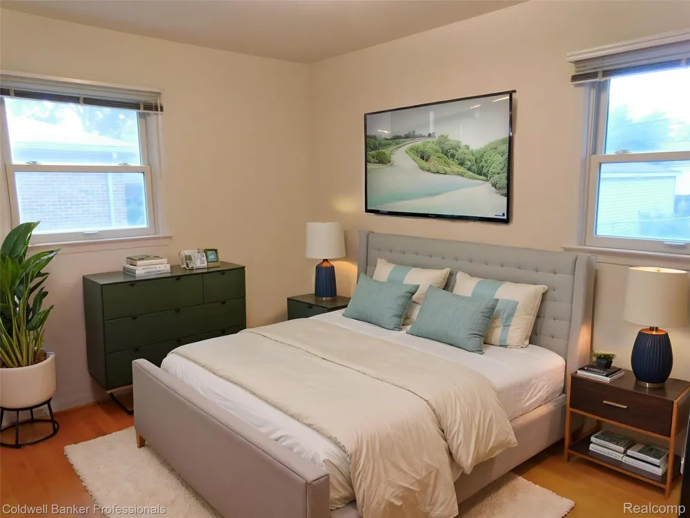 1527 Hazel Birmingham City, MI 48009